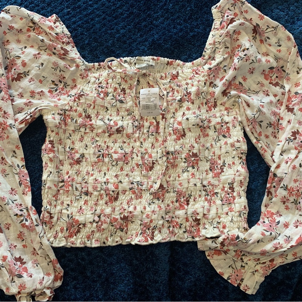 American Eagle Smocked Floral Puff Long Sleeve Top – Size M